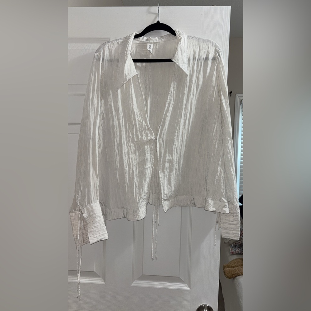 H&M Women’s White Blouse